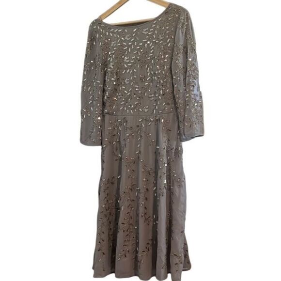 RAGA Icy Princes Gray Silver Beaded Sequined 3/4 Sleeves Dress Size M NWT - Picture 3 of 16